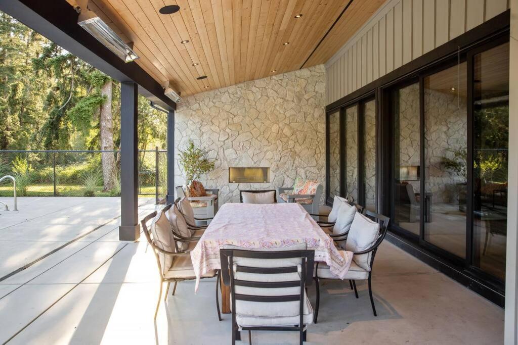 The Fernridge Estate: 5Bd Family Retreat! Langley Exterior photo