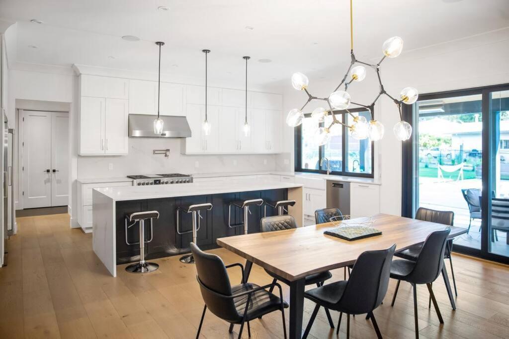 The Fernridge Estate: 5Bd Family Retreat! Langley Exterior photo