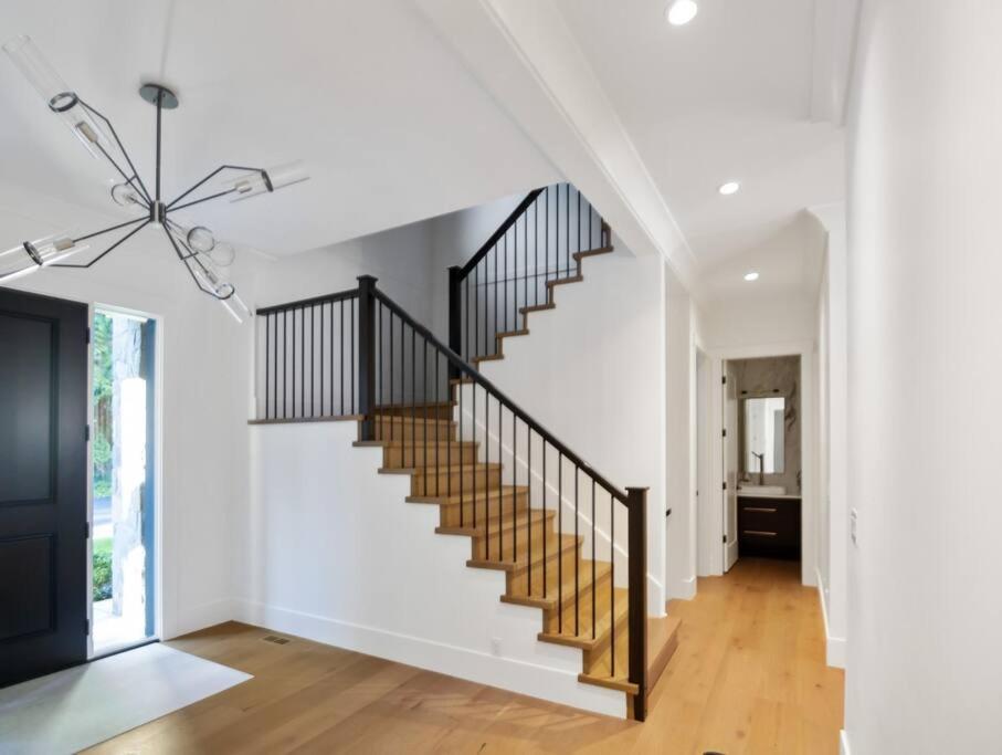 The Fernridge Estate: 5Bd Family Retreat! Langley Exterior photo